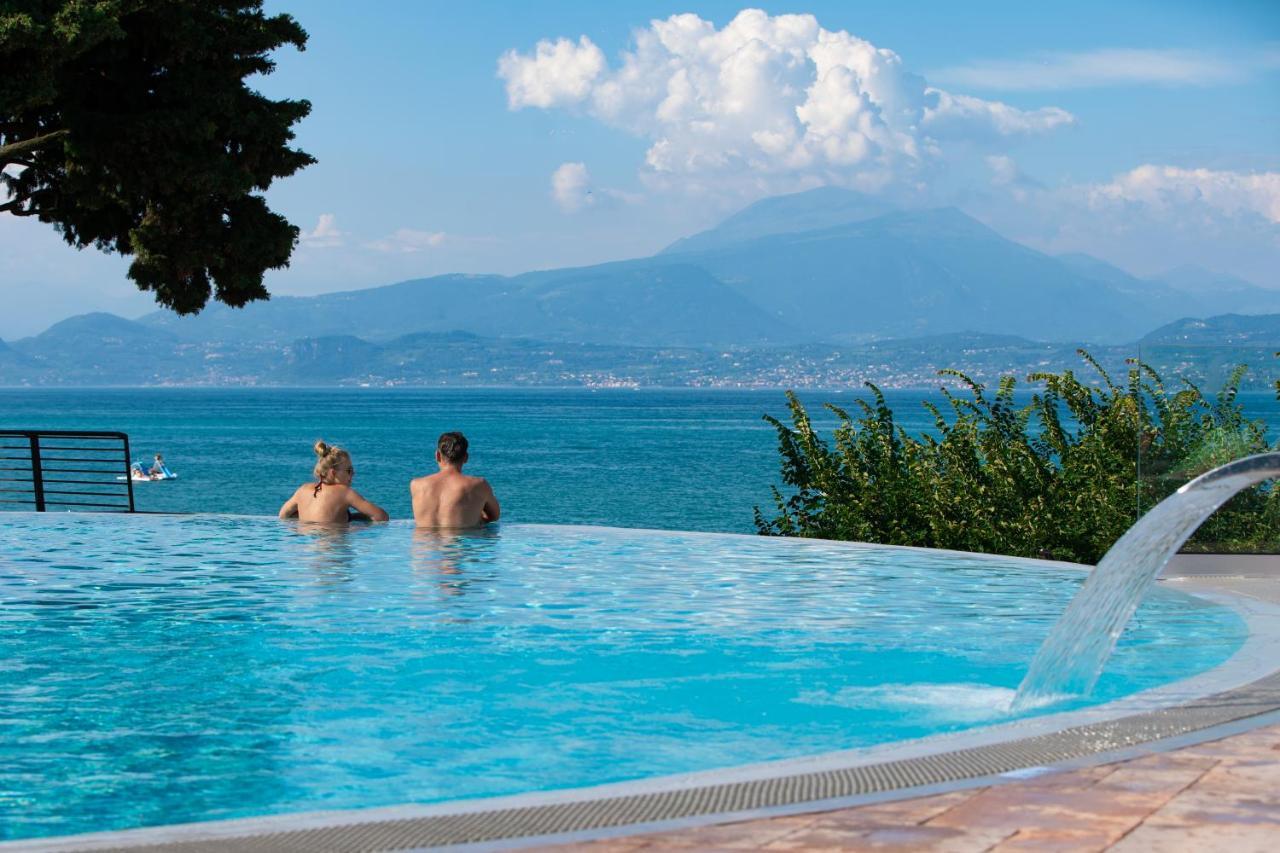 Camping Bergamini Peschiera del Garda Exteriör bild